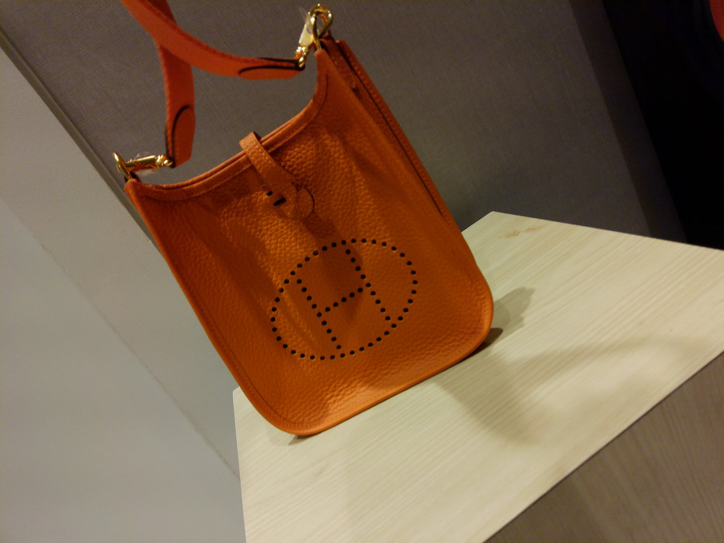 Hermes Crossbody Pre Loved Consigned