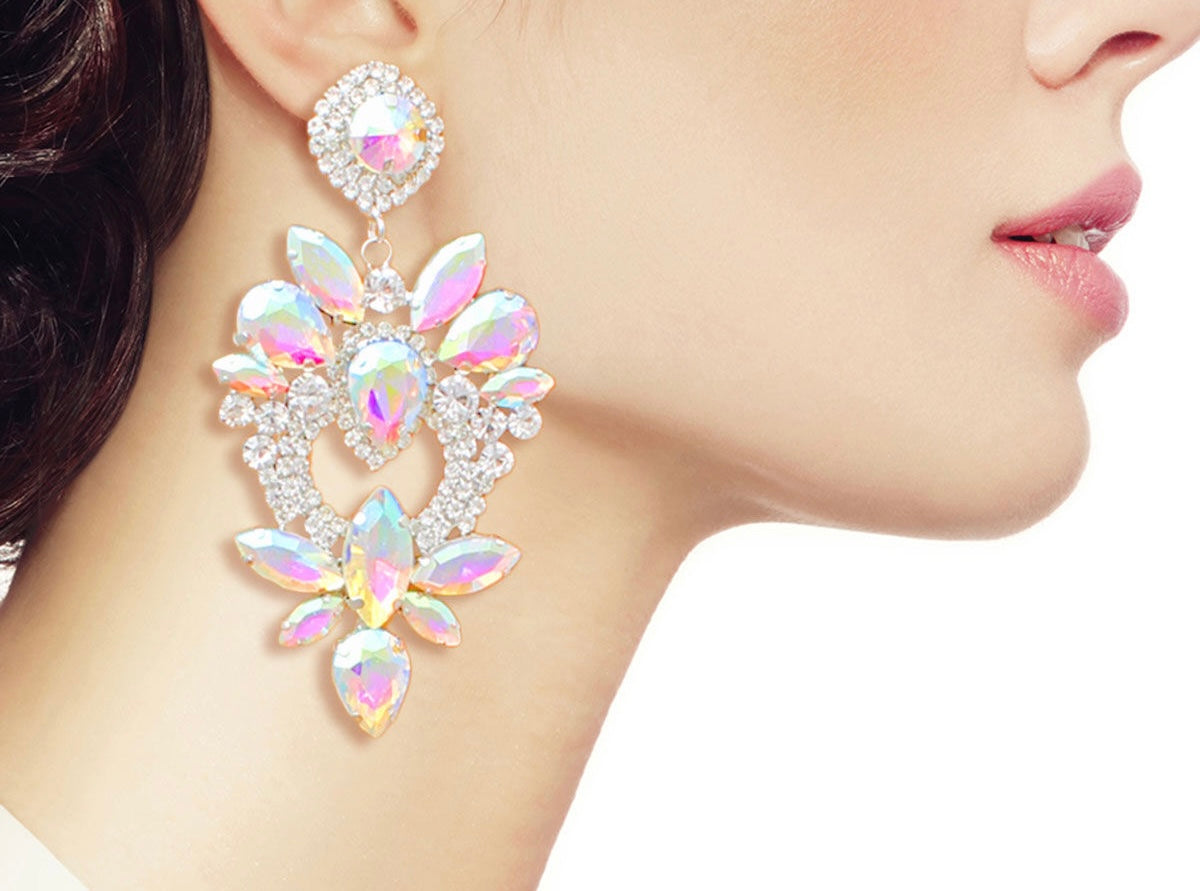 Wedding jewelry earrings necklace and accessories